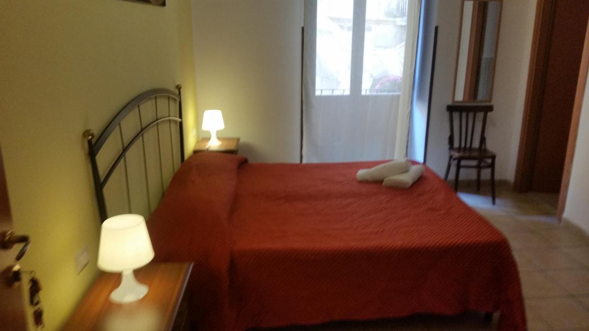 Gli Agrumi Rooms Трапани Екстериор снимка